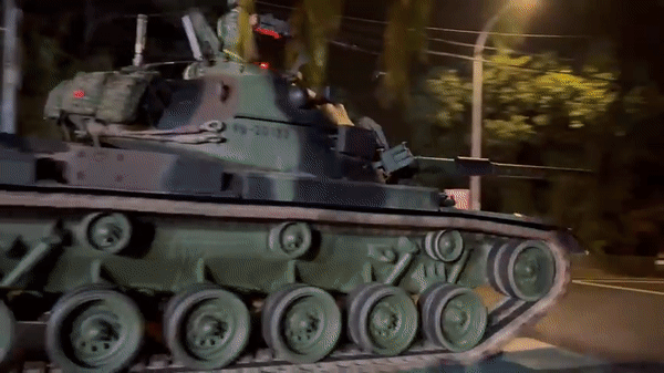 Vì sao Mỹ chế tạo xe tăng M60 cao nhất thế giới bất chấp việc dễ bị bắn hạ? - Ảnh 3.