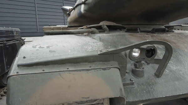 Vì sao Mỹ chế tạo xe tăng M60 cao nhất thế giới bất chấp việc dễ bị bắn hạ? - Ảnh 9.
