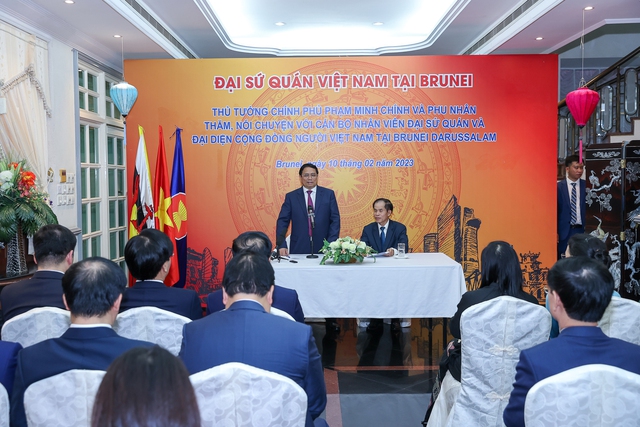 Thủ tướng sẽ đề nghị Chính phủ Brunei tạo cơ hội cho doanh nghiệp Việt Nam mở rộng đầu tư - Ảnh 1.
