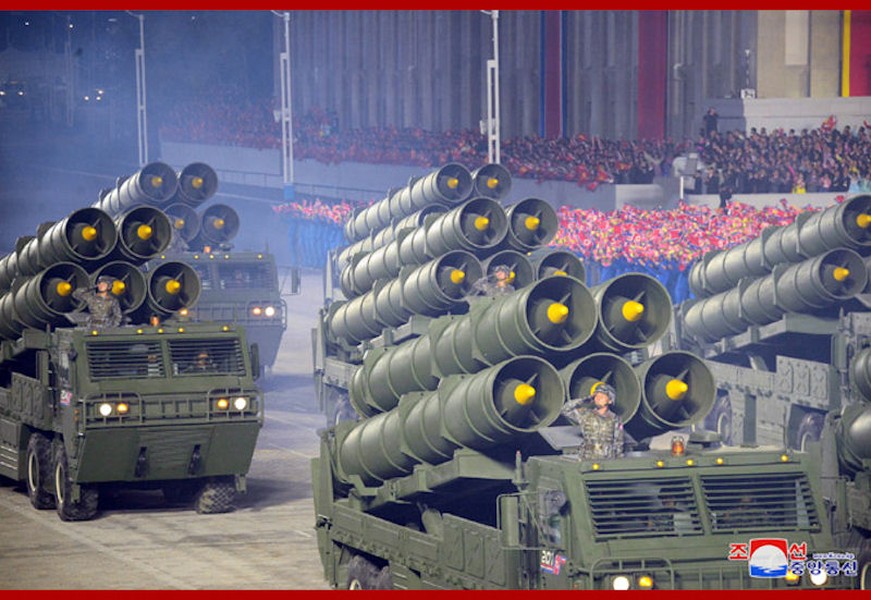 Quân đội Triều Tiên nhận hàng loạt pháo phản lực lớn nhất thế giới KN-25 - Ảnh 13.