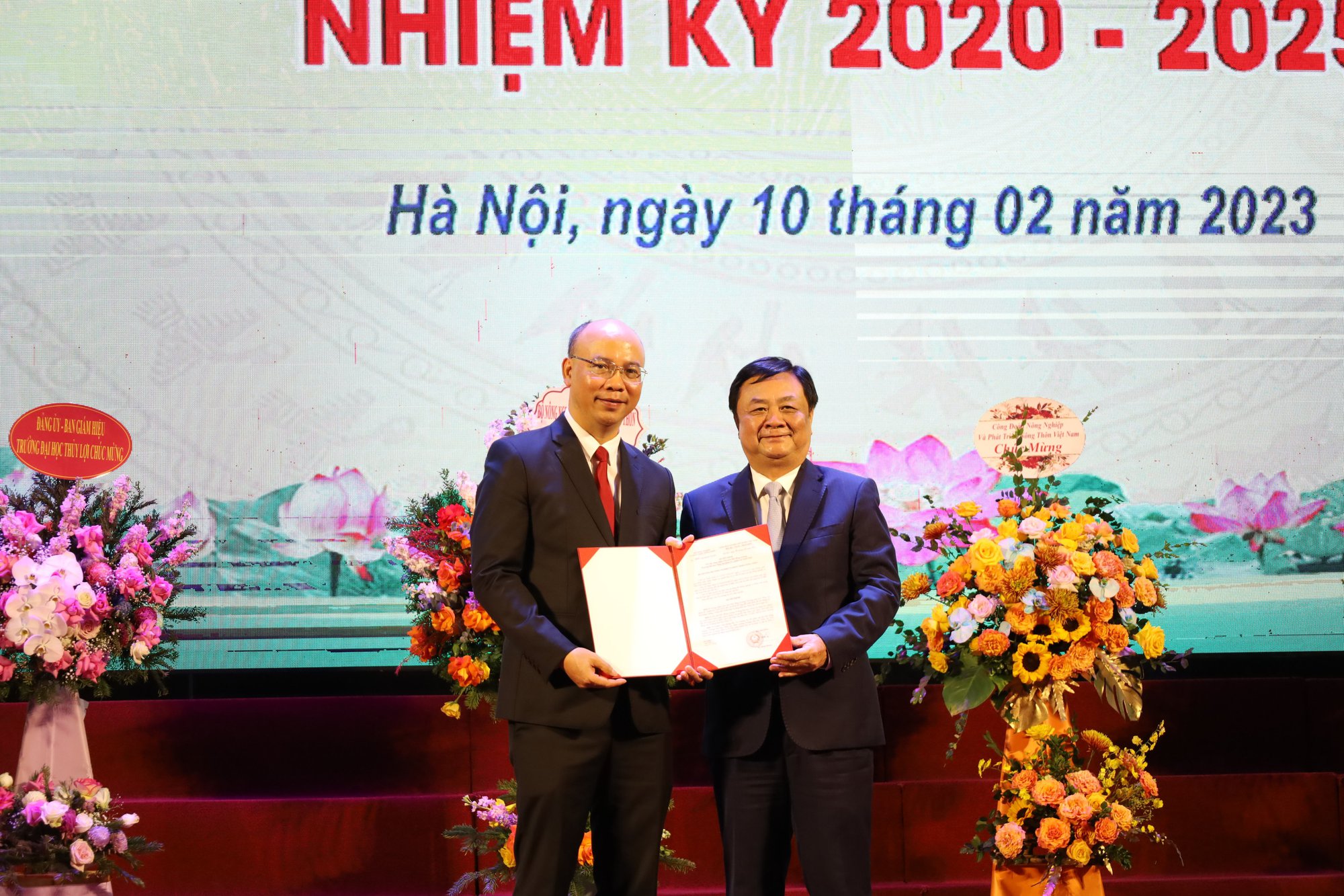 PGS Nguyễn Hữu Huế được bổ nhiệm làm Chủ tịch Hội đồng Trường Đại học Thủy lợi khoá IV, nhiệm kỳ 2020-2025 - Ảnh 1.