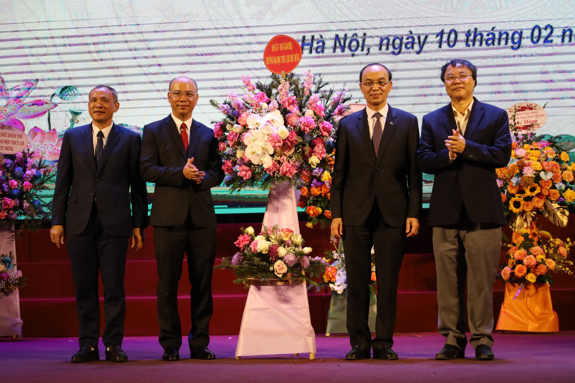 PGS Nguyễn Hữu Huế được bổ nhiệm làm Chủ tịch Hội đồng Trường Đại học Thủy lợi khoá IV, nhiệm kỳ 2020-2025 - Ảnh 7.