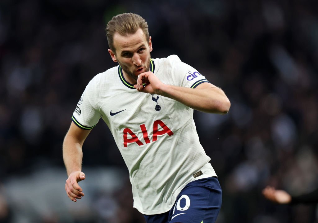 Harry Kane và Victor Osimhen, ngôi sao nào hợp với M.U hơn? - Ảnh 2.