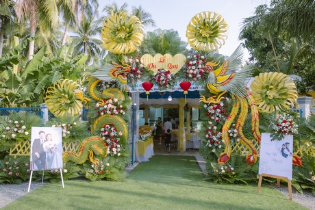 Cổng cưới lá dừa miền Tây vạn người mê, phu thê rạng rỡ, quan khách tha hồ chụp ảnh, quay phim - Ảnh 8.