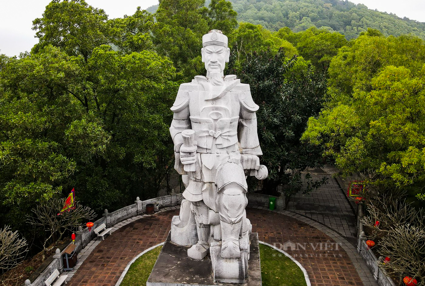 Về Kinh Môn ngắm tượng đài Trần Hưng Đạo ít người biết đến - Ảnh 7.