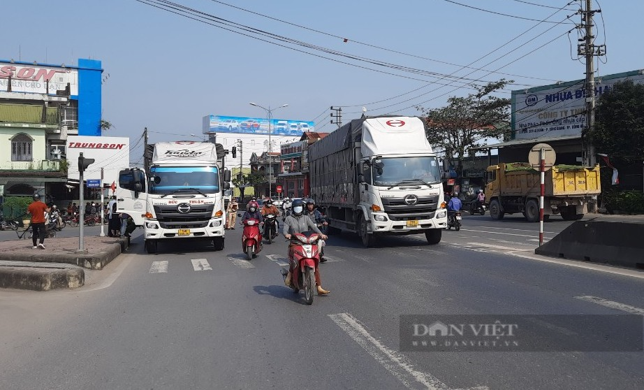 Quảng Trị: Bỏ lại vợ và 3 con vì tai nạn giao thông tử vong - Ảnh 2.