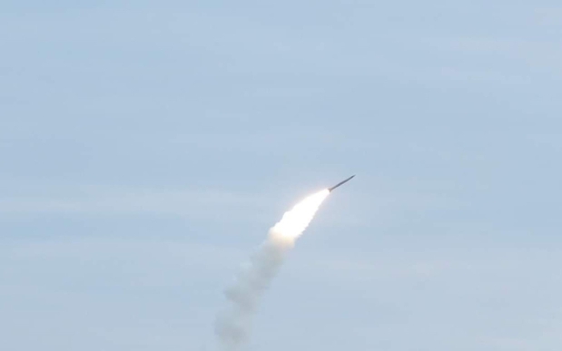 Nga dội mưa tên lửa, Ukraine bắn hạ 61 tên lửa và 5 UAV
