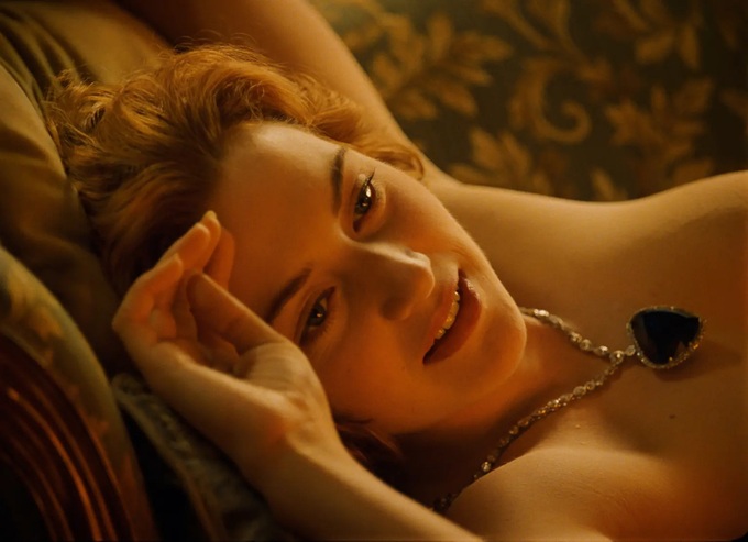 Nữ diễn viên Kate Winslet có khỏa thân trong cảnh phim này không? - Ảnh 2.