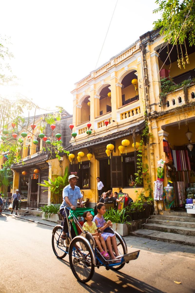 Tạp chí Lonely Planet bình chọn 10 điểm đến tuyệt vời nhất Việt Nam năm 2023  - Ảnh 6.