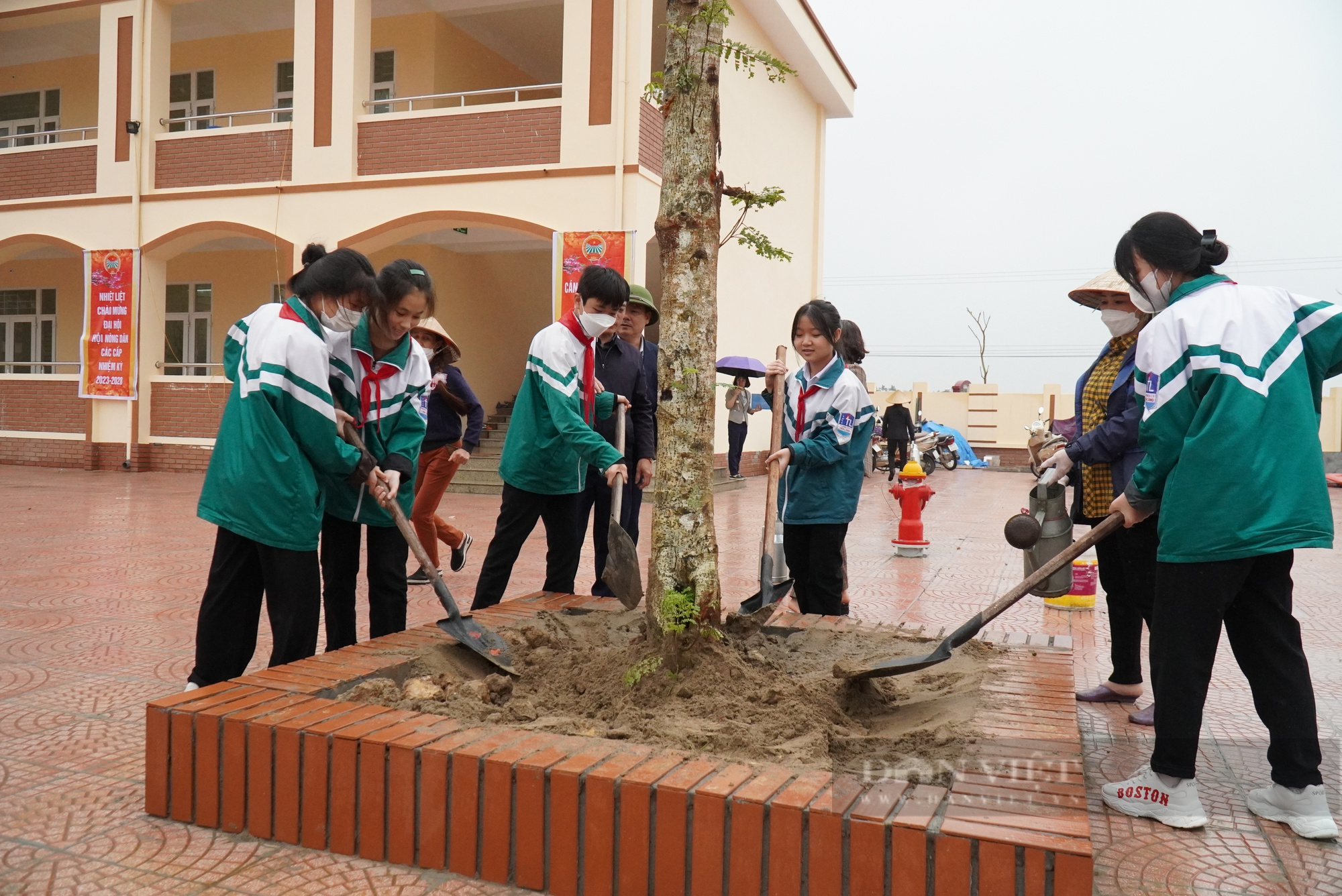 Hội Nông dân tỉnh Bắc Ninh phát động Tết trồng cây, phấn đấu năm 2023 trồng mới 68.000 cây xanh - Ảnh 4.