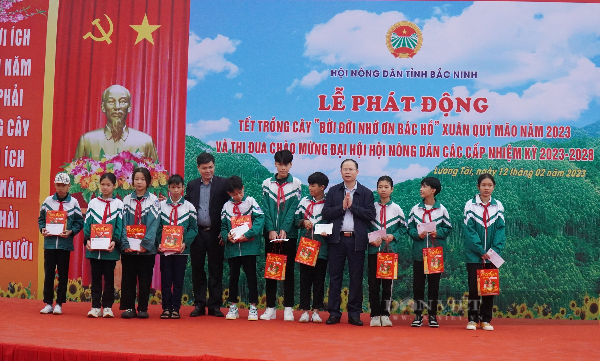 Hội Nông dân tỉnh Bắc Ninh phát động Tết trồng cây, phấn đấu năm 2023 trồng mới 68.000 cây xanh - Ảnh 6.