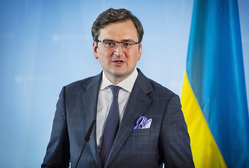 Ngoại trưởng Ukraine cảnh báo các biện pháp trừng phạt mới với Nga trong ngày kỷ niệm 1 năm xung đột - Ảnh 1.