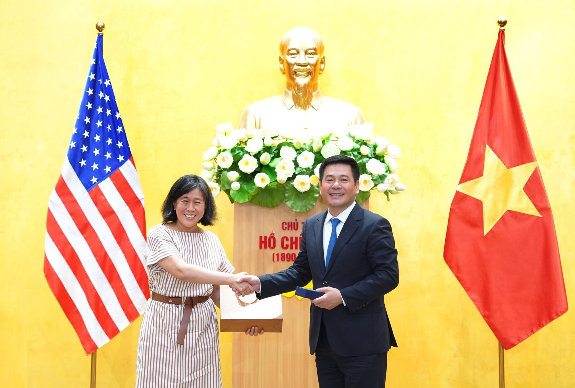 Bộ trưởng Nguyễn Hồng Diên tiếp Đại sứ Đại diện Thương mại Hoa Kỳ - Ảnh 2.