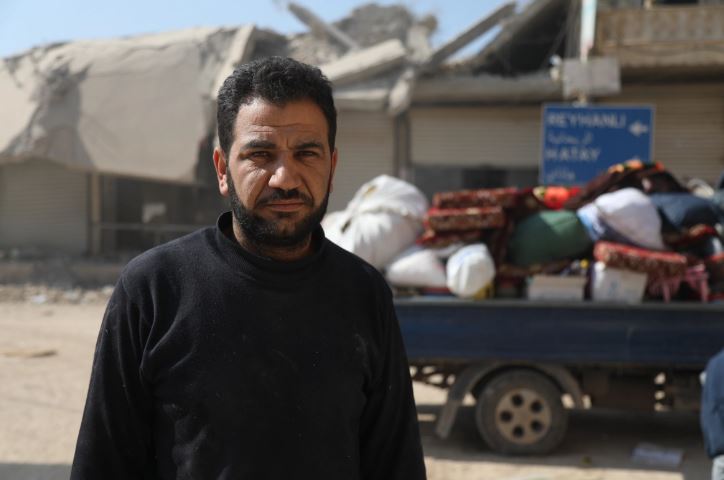 Ảnh: Người dân Syria đối mặt với 'thảm họa kép' - Ảnh 5.