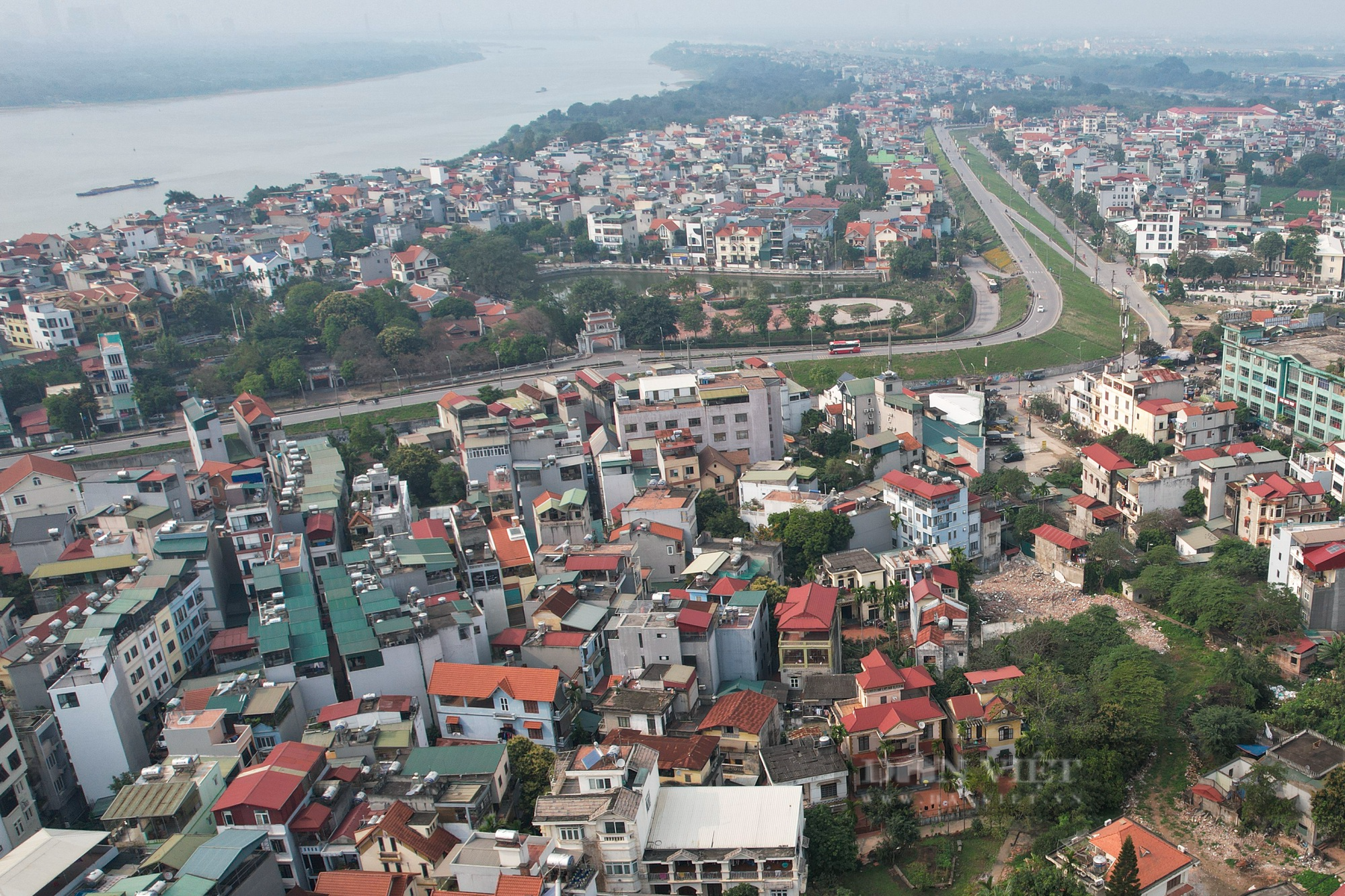 Tuyến đường 40m giá nghìn tỷ đồng ở Hà Nội thi công trở lại sau nhiều năm &quot;đắp chiếu&quot; - Ảnh 10.