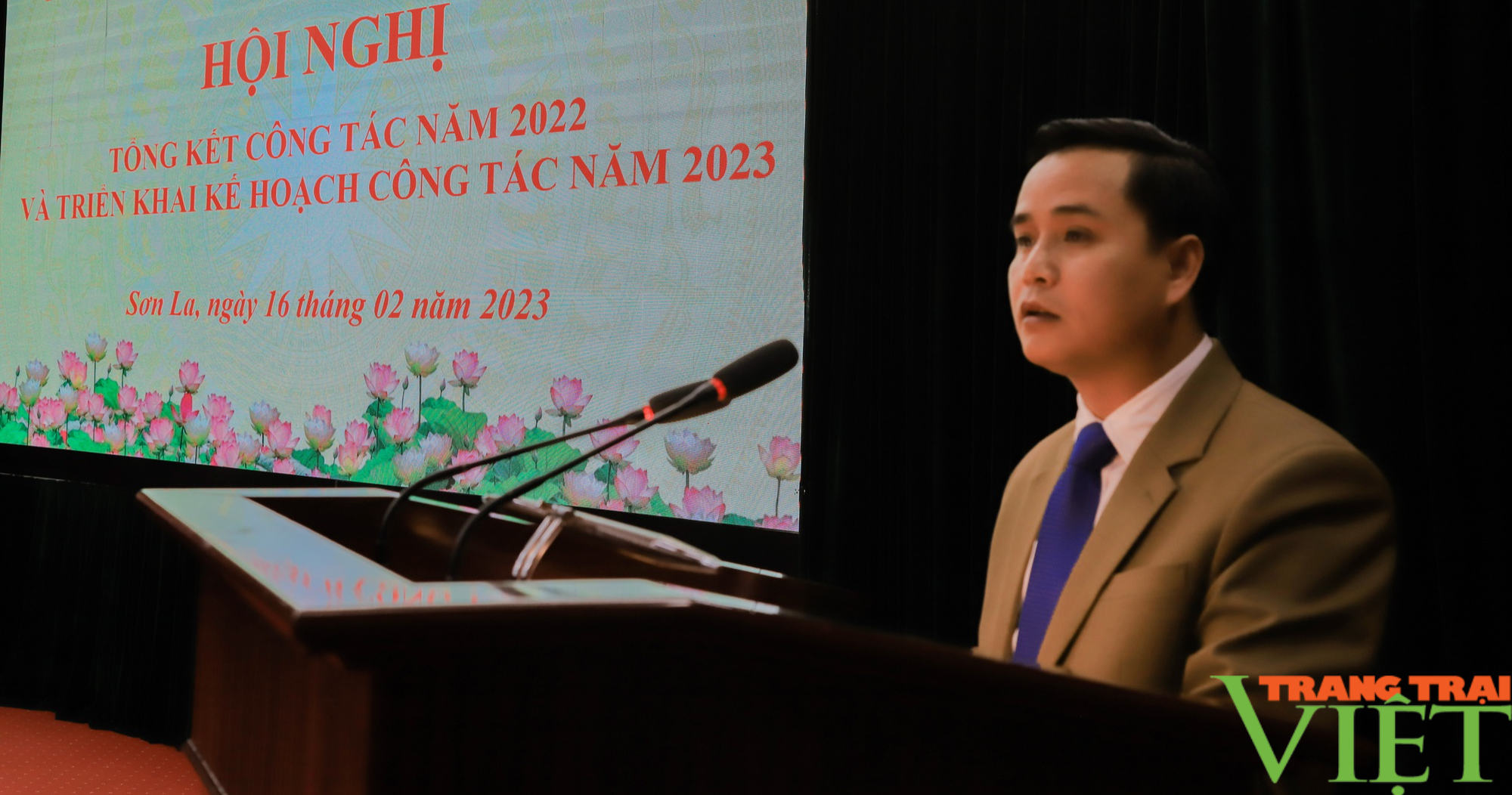 Sơn La: Thường trực HĐND tỉnh tổ chức Hội nghị tổng kết năm 2022 và triển khai kế hoạch công tác năm 2023 - Ảnh 4.