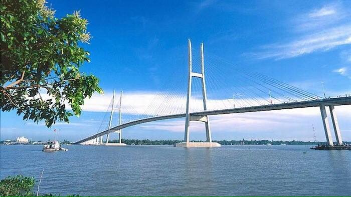 Đây là cây cầu đẹp nhất Vĩnh Long, nối miền quê sông nước này với vùng đất Tiền Giang - Ảnh 1.