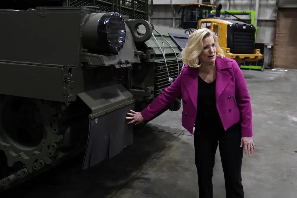 Đột nhập nhà máy xe tăng Mỹ đóng vai trò lớn trong cuộc chiến Ukraine - Ảnh 1.