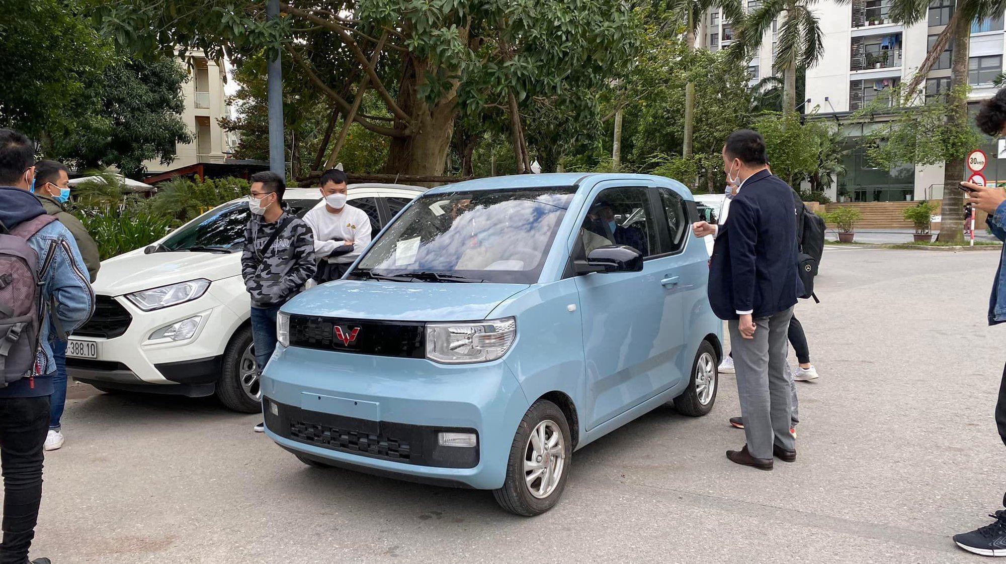 Ô tô điện giá hơn 100 triệu đồng của Trung Quốc sắp bán tại Việt Nam - Ảnh 4.
