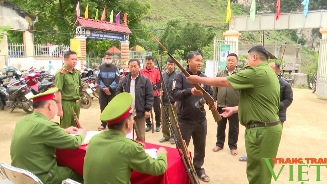 Công an Sơn La: Vượt khó khăn vì bình yên bản làng  - Ảnh 7.