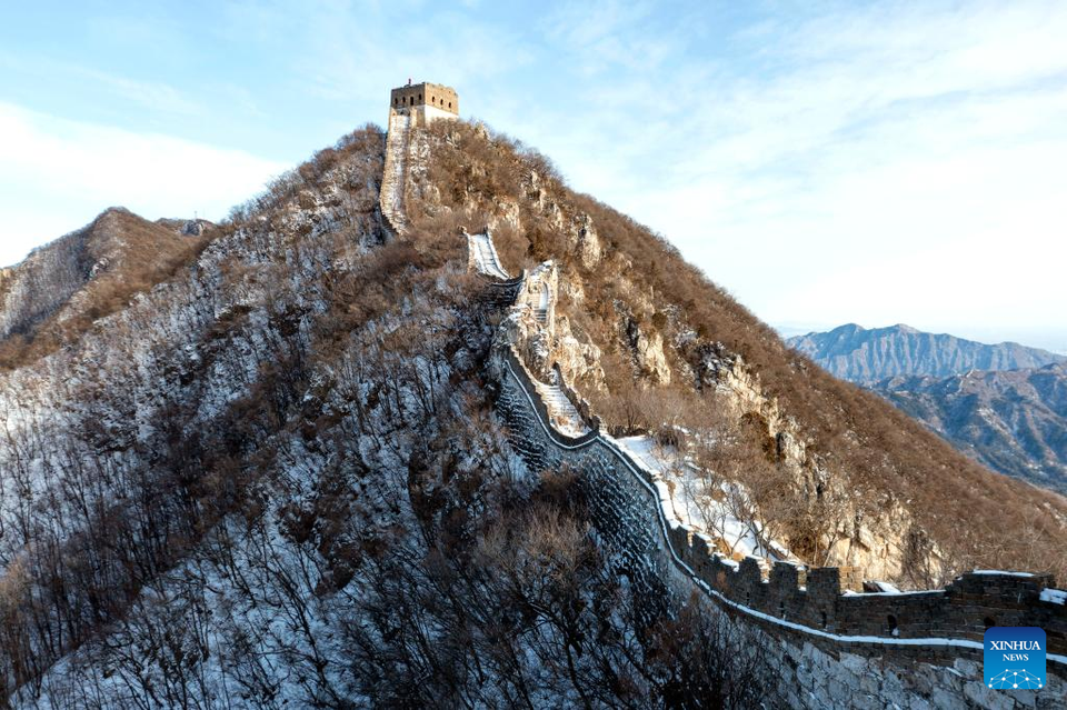 Một kỳ quan của thế giới ở Trung Quốc chìm trong tuyết trắng qua loạt ảnh này - Ảnh 9.