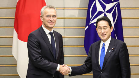 NATO cảnh báo về mối quan hệ Nga-Trung Quốc - Ảnh 1.