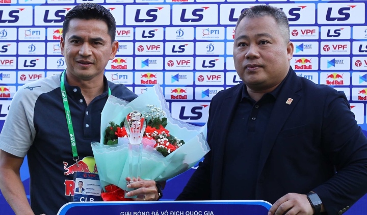 Nếu HAGL bỏ V.League, bầu Đức có tiếc thành quả 20 năm làm bóng đá? - Ảnh 1.