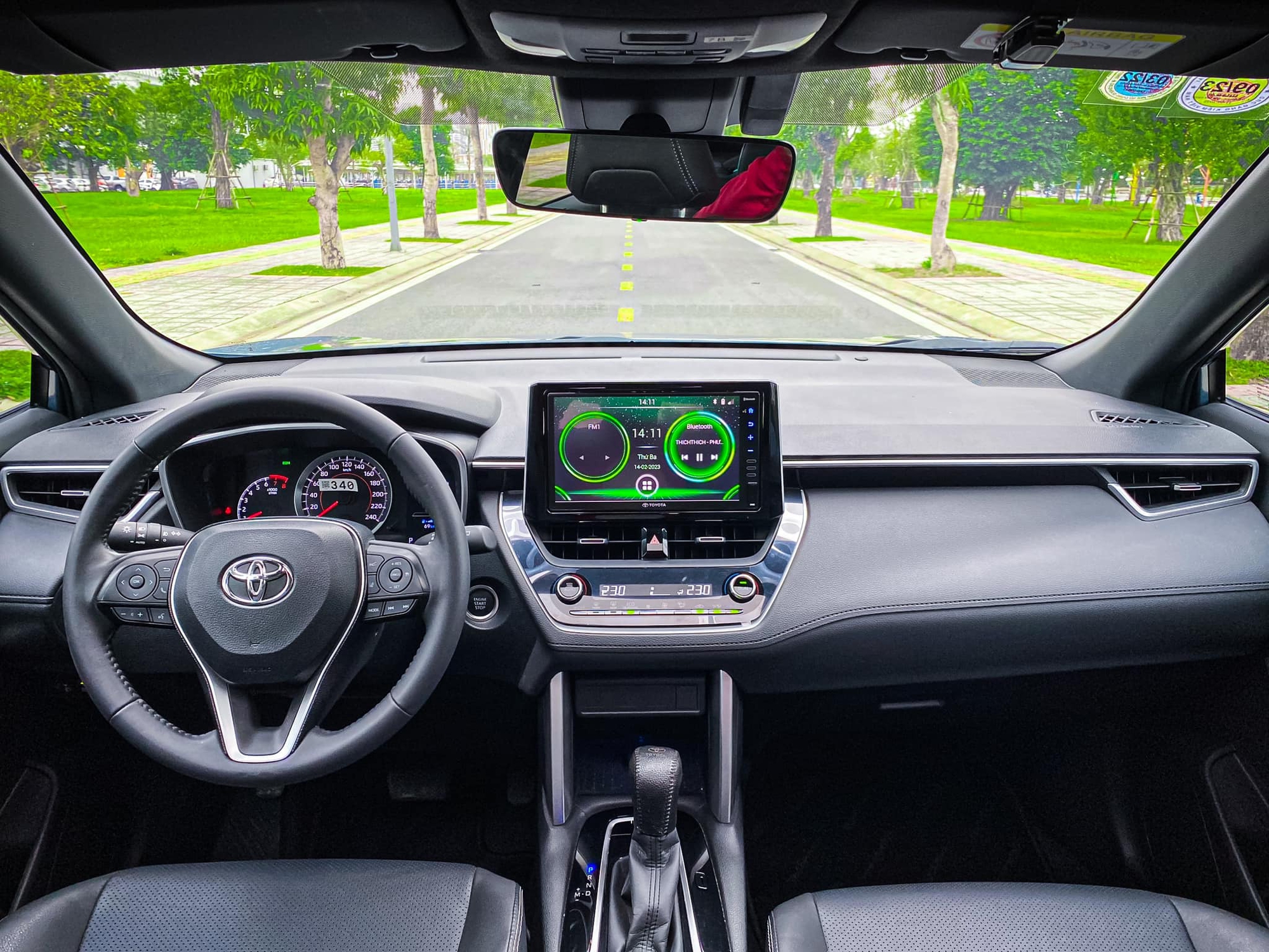 Giá xe Toyota Corolla Cross lăn bánh mới nhất tháng 6/2023, khách hàng được khuyến mại gì? - Ảnh 4.