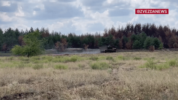 Xe tăng T-72B của quân đội Nga uy lực cỡ nào? - Ảnh 16.