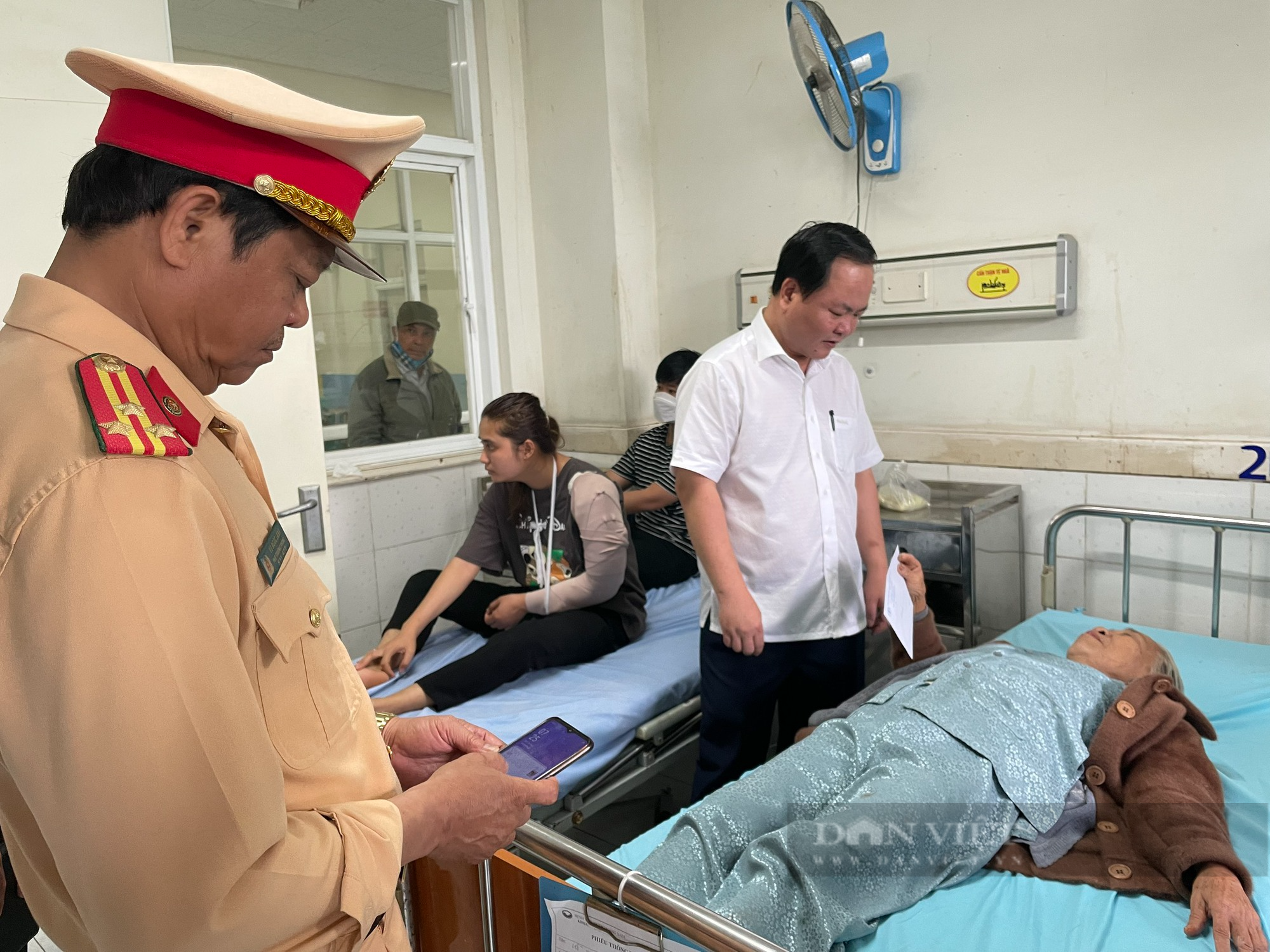 Vụ tai nạn 3 người chết, 17 người bị thương ở Quảng Nam: &quot;Cú va chạm mạnh tưởng như sét đánh&quot; - Ảnh 1.