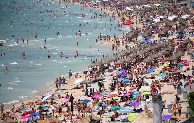 Các “điểm nóng” du lịch Tây Ban Nha hạn chế du khách dịp cao điểm Hè 2023 - Ảnh 6.