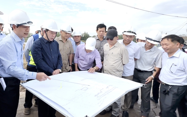 Thị sát các dự án “khủng”, Chủ tịch tỉnh Quảng Ngãi chỉ đạo “nóng” tại hiện trường
