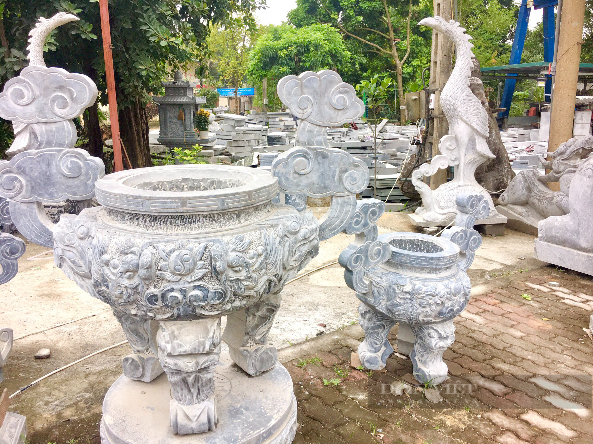 Ngôi làng ven đô Hà Nội sản sinh ra các tác phẩm đá mỹ nghệ &quot;cực chất&quot; - Ảnh 9.