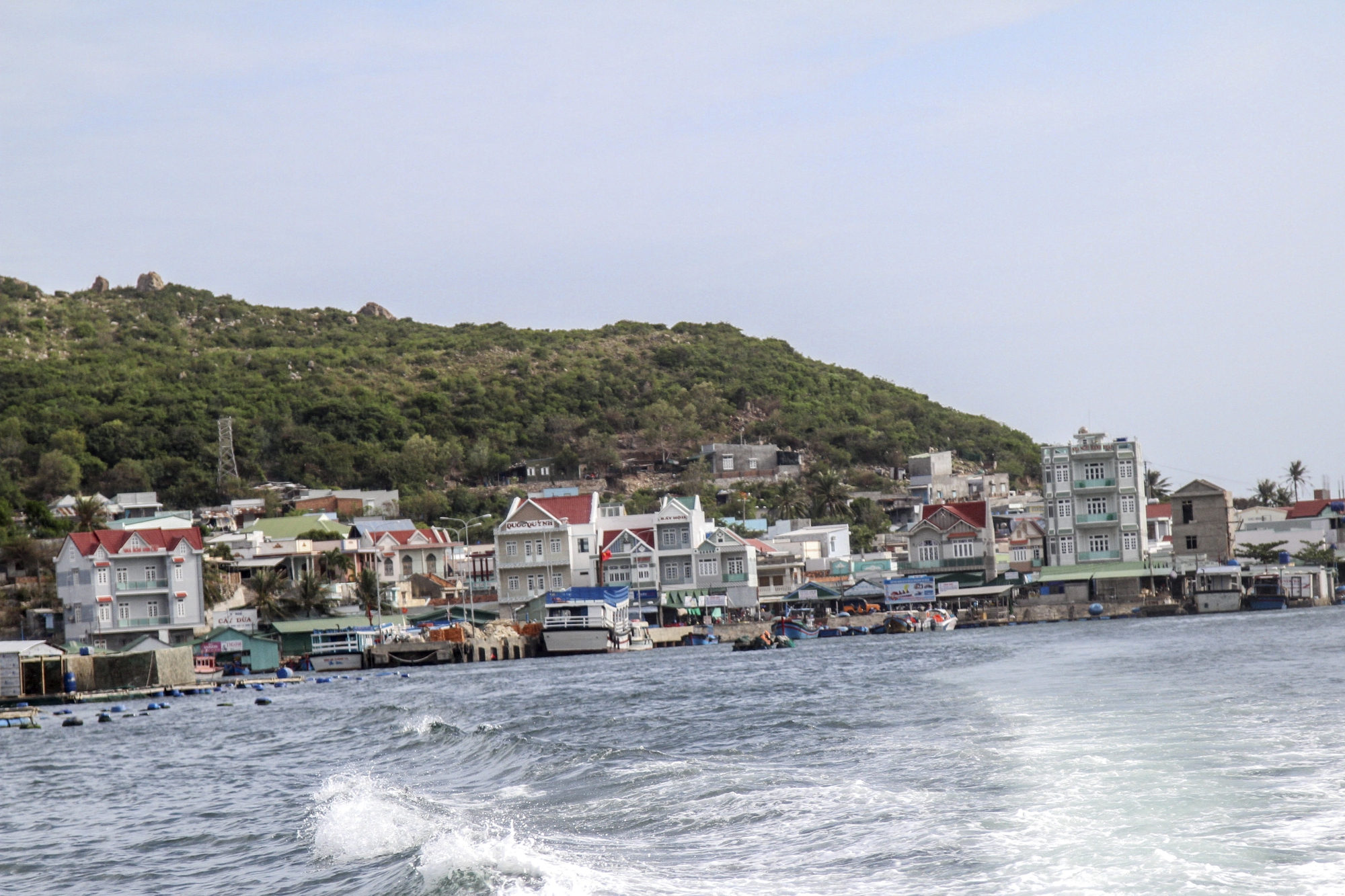 Một hòn đảo đẹp ở Vịnh Cam Ranh của Khánh Hòa được ví như &quot; đảo giàu có&quot; cả về kinh tế và tình người - Ảnh 4.