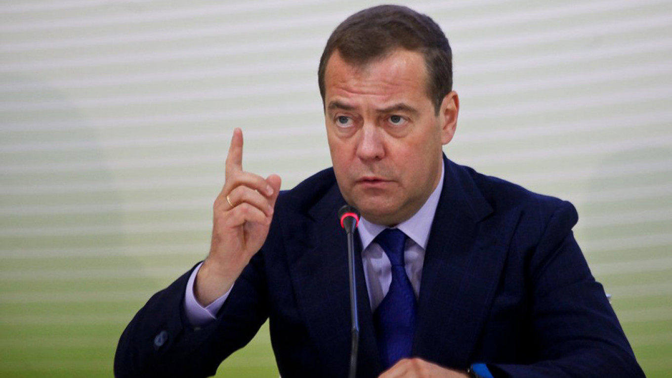 Ông Medvedev cảnh báo Nga sẽ gặp phải thảm họa này nếu thất bại ở Ukraine - Ảnh 1.