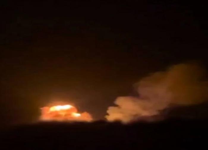 Nóng chiến sự: Nga ồ ạt nã tên lửa tấn công nhà máy quân sự Ukraine gần Sumy - Ảnh 1.