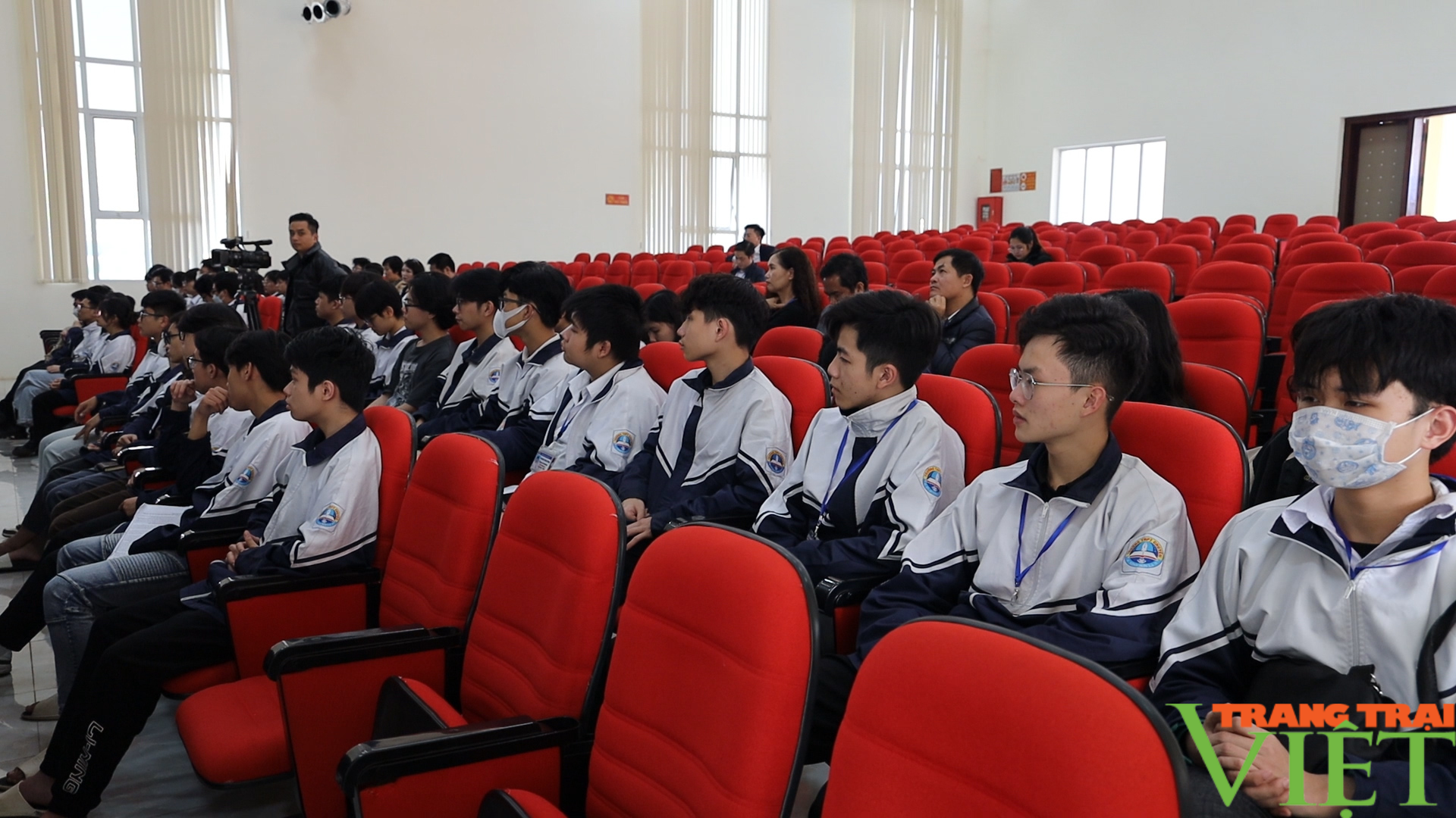 Sơn La: Khai mạc Kỳ thi chọn học sinh giỏi quốc gia THPT năm 2022-2023  - Ảnh 4.