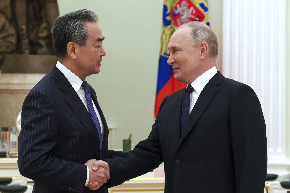 Ông Vương Nghị gặp Tổng thống Putin, thắt chặt quan hệ Trung-Nga - Ảnh 1.