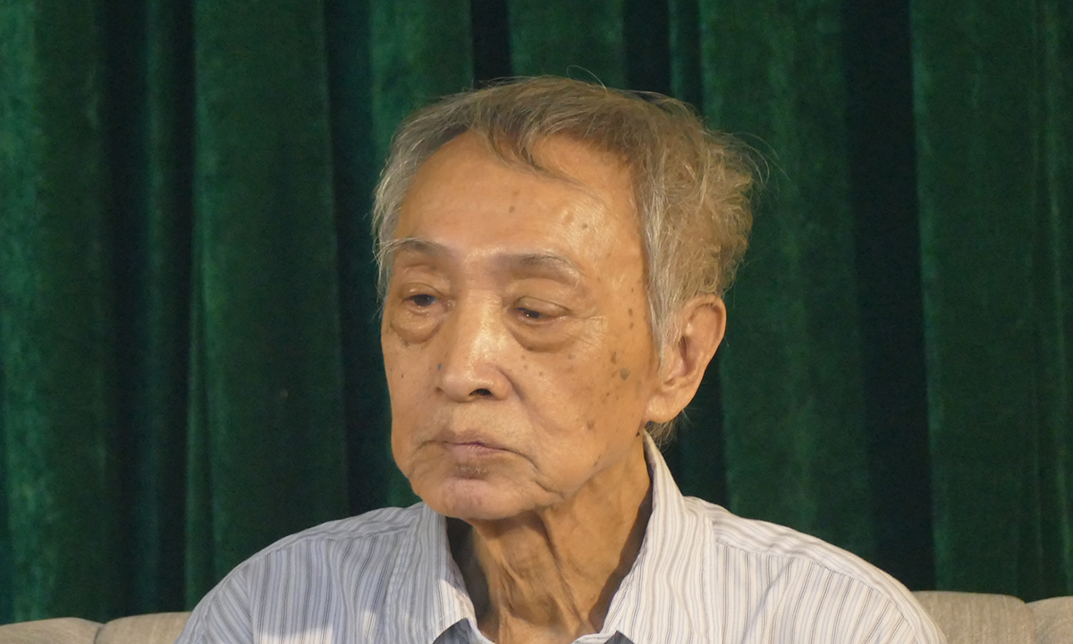 Nhà thơ, dịch giả Dương Tường vĩnh biệt trần thế - Ảnh 1.