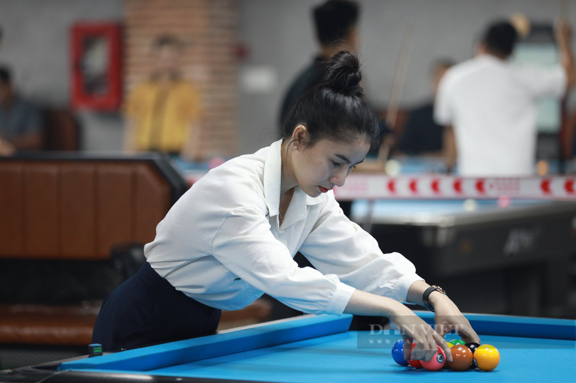 Dàn cơ thủ nữ vừa xinh đẹp &quot;khuấy đảo&quot; giải Billiards TP.HCM - Ảnh 4.