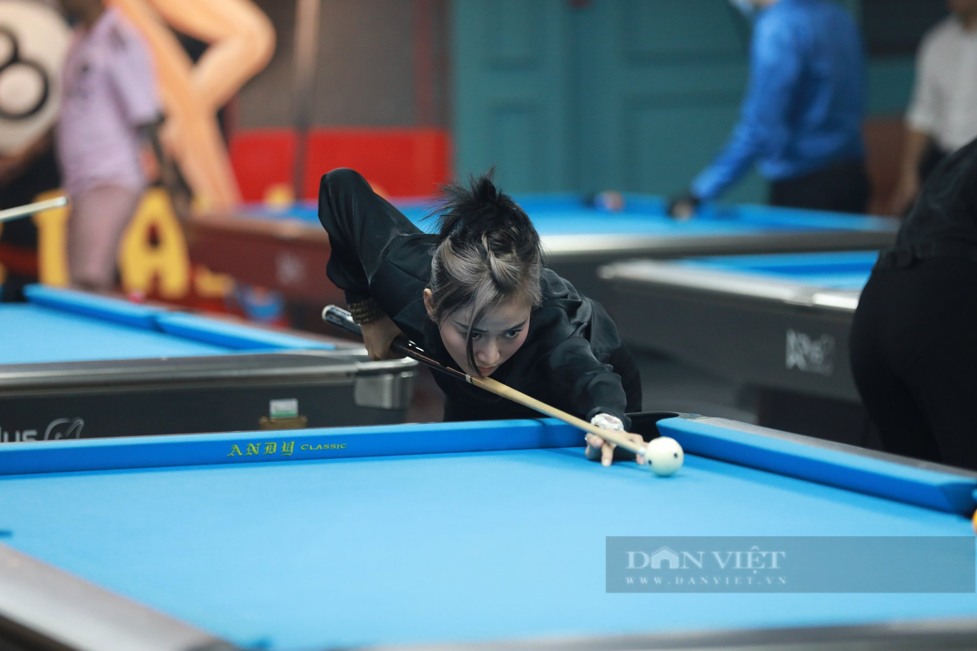 Dàn cơ thủ nữ vừa xinh đẹp &quot;khuấy đảo&quot; giải Billiards TP.HCM - Ảnh 9.