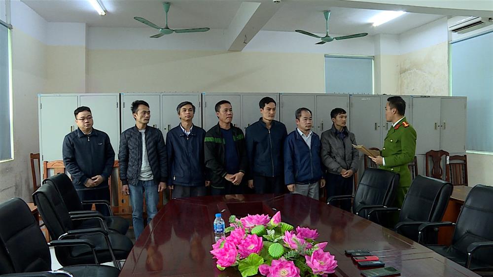 Hưng Yên: Nguyên Phó Giám đốc Trung tâm đăng kiểm xe cơ giới bị khởi tố - Ảnh 2.