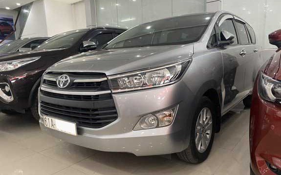 Mua ô tô 7 chỗ 600 triệu đồng: Toyota Innova đời cũ không đáng chọn bằng những xe đời mới này