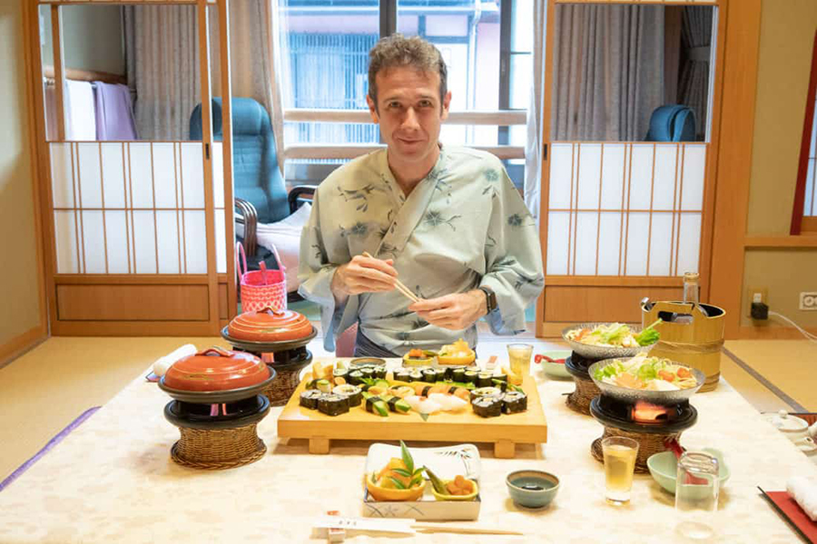 Du lịch Nhật Bản: Cách để du khách biến những điều “lạ thành quen” - Ảnh 9.