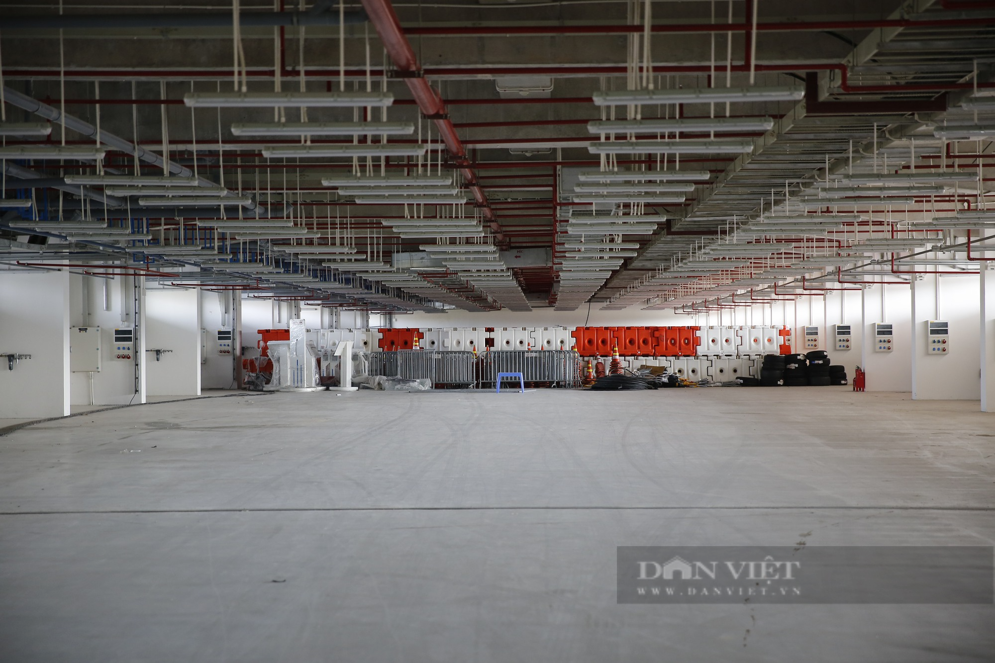 Hiện trạng 300.000 m2 đường đua F1 sau khi Hà Nội chuyển đổi mục đích khai thác, sử dụng - Ảnh 8.