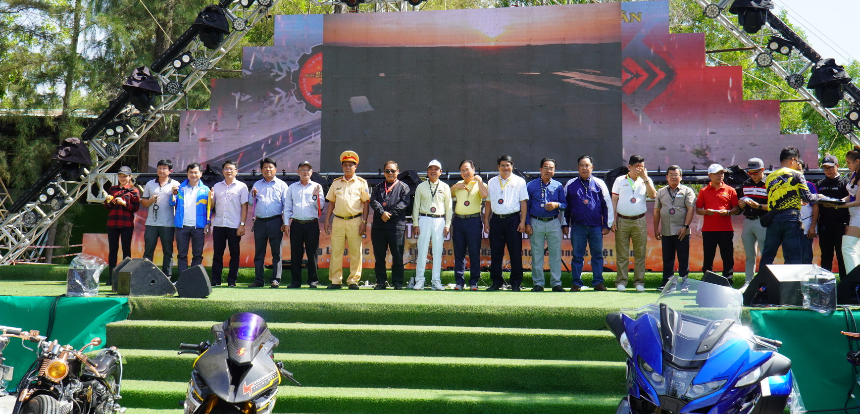 Bình Thuận: Khai mạc lễ hội Mô tô 2023 ở cung đường nhằm thiết lập kỷ lục Guinness Việt Nam  - Ảnh 2.