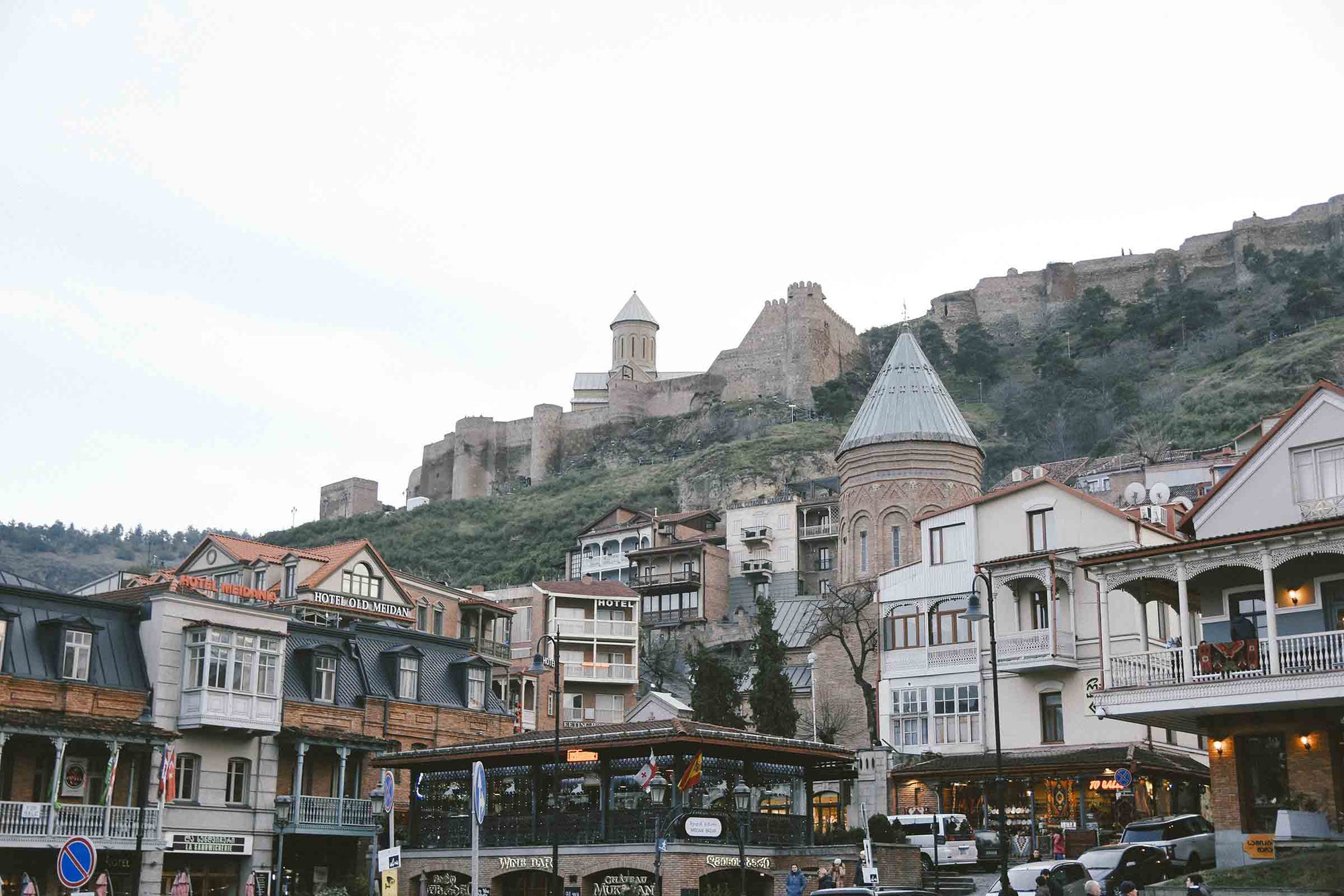 Tbilisi, thủ đô cổ kính yên bình  - Ảnh 3.