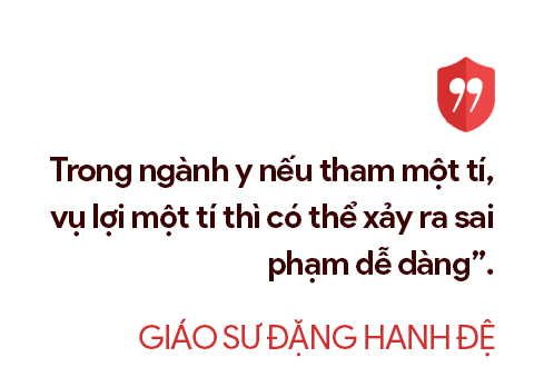 Kỷ niệm Ngày Thầy thuốc Việt Nam 27/2: Chuyện về người bác sĩ có &quot;đôi tay vàng&quot;, &quot;chỉnh sửa&quot; những trái tim lỗi nhịp - Ảnh 11.