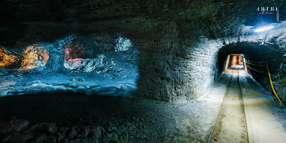 Ghé thăm ngôi làng cổ 7000 năm tuổi đẹp nhất Châu Âu, mang sức hút lạ kỳ - Ảnh 2.