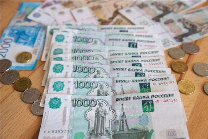 Đồng ruble của Nga bật tăng trở lại - Ảnh 1.